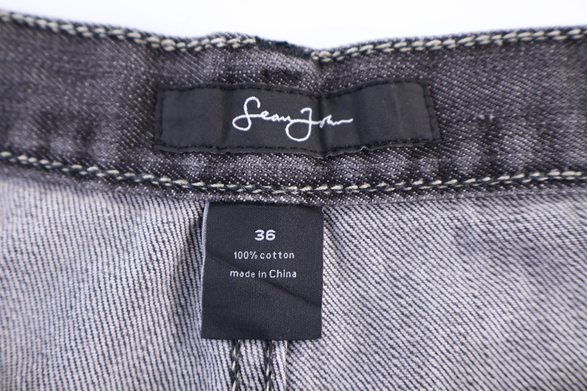 Y2K Sean Jonh Black Denim Shorts - Pants/Shorts - Thrifted Threads