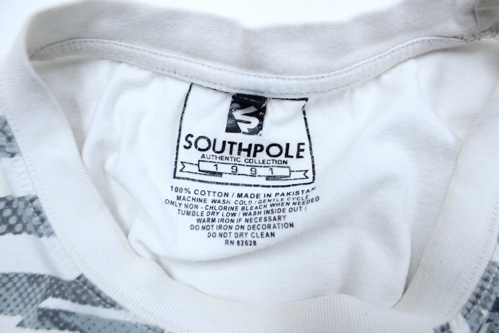 Y2K SouthPole Truth & Liberty Graphic Tank Top - Jerseys/Tanks - Thrifted Threads