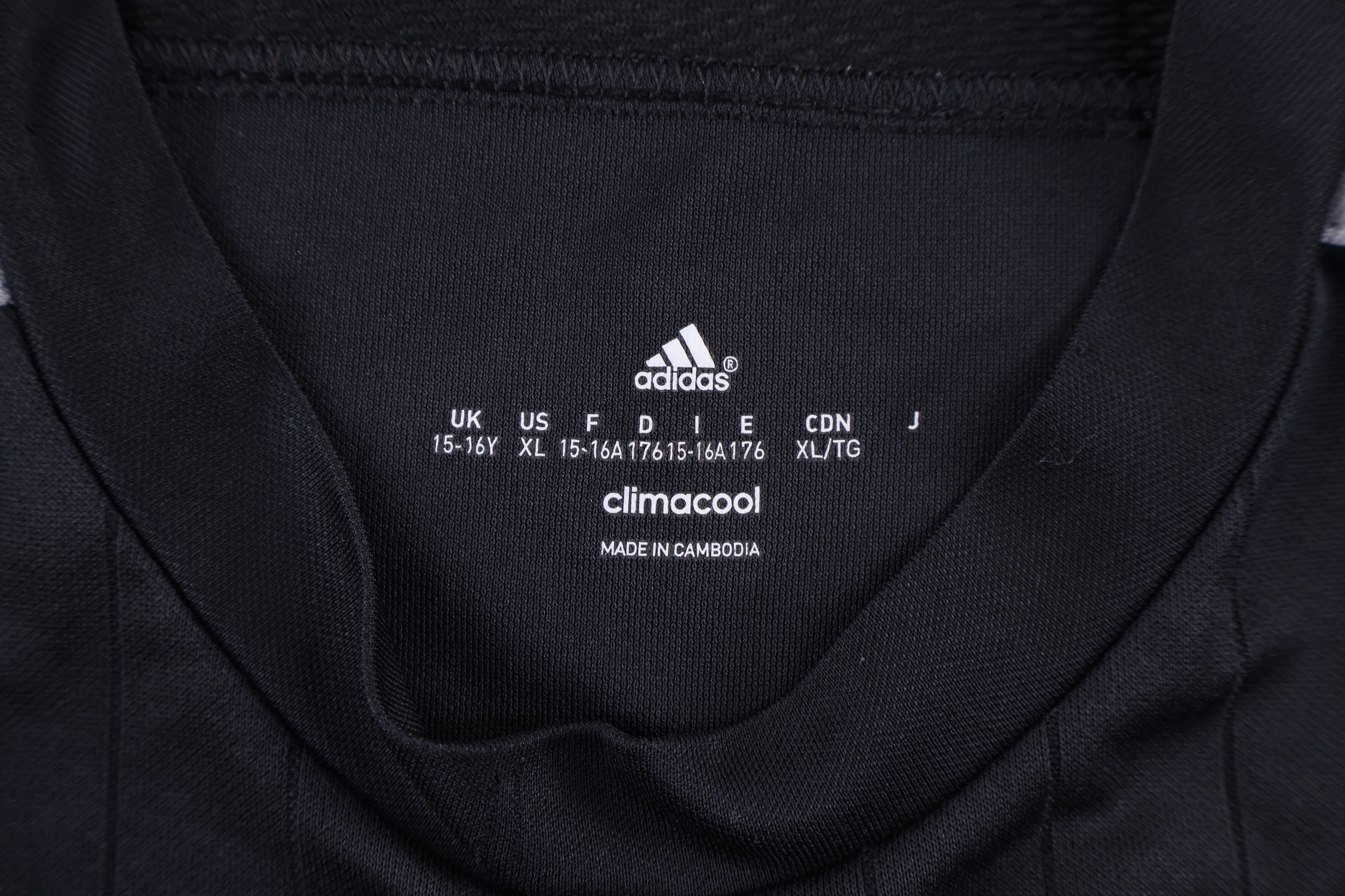 Youth 2015/16 AC Milan Soccer Jersey - Jerseys/Tanks - Thrifted Threads