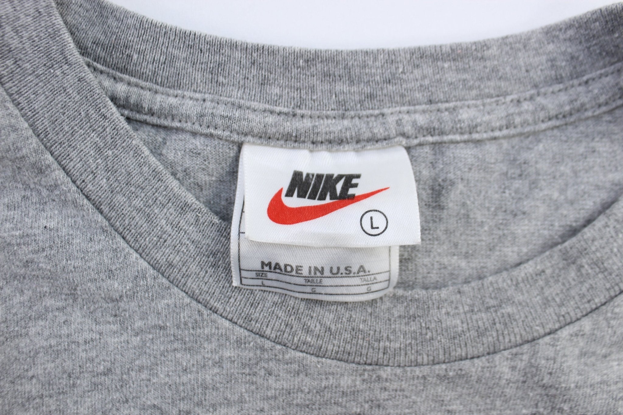 Youth 90's Nike Air Jordan Restaurant T-Shirt - ThriftedThreads.com