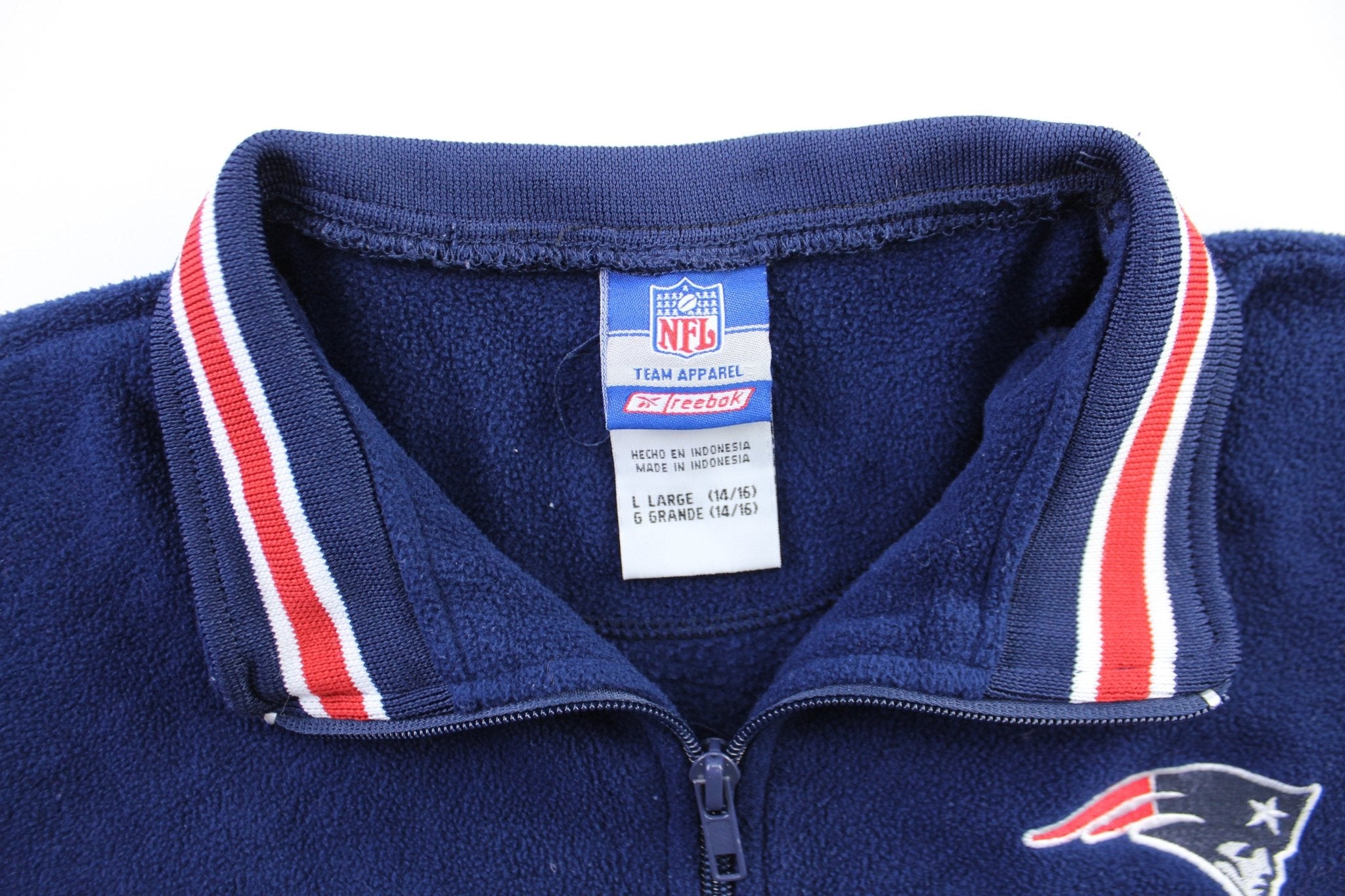 Youth Reebok Embroidered Logo New England Patriots Pullover Jacket - ThriftedThreads.com