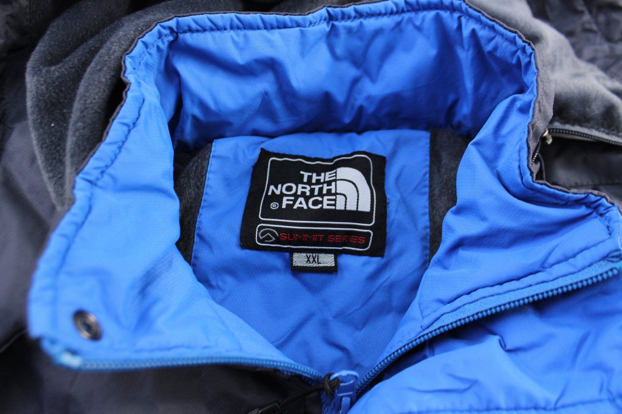 Youth The North Face Embroidered Logo Blue & Grey Zip Up Jacket - ThriftedThreads.com