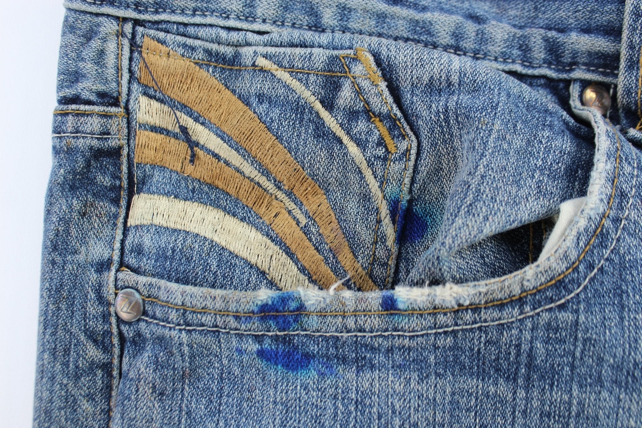 Zeep Embroidered Denim Jeans - Pants/Shorts - Thrifted Threads