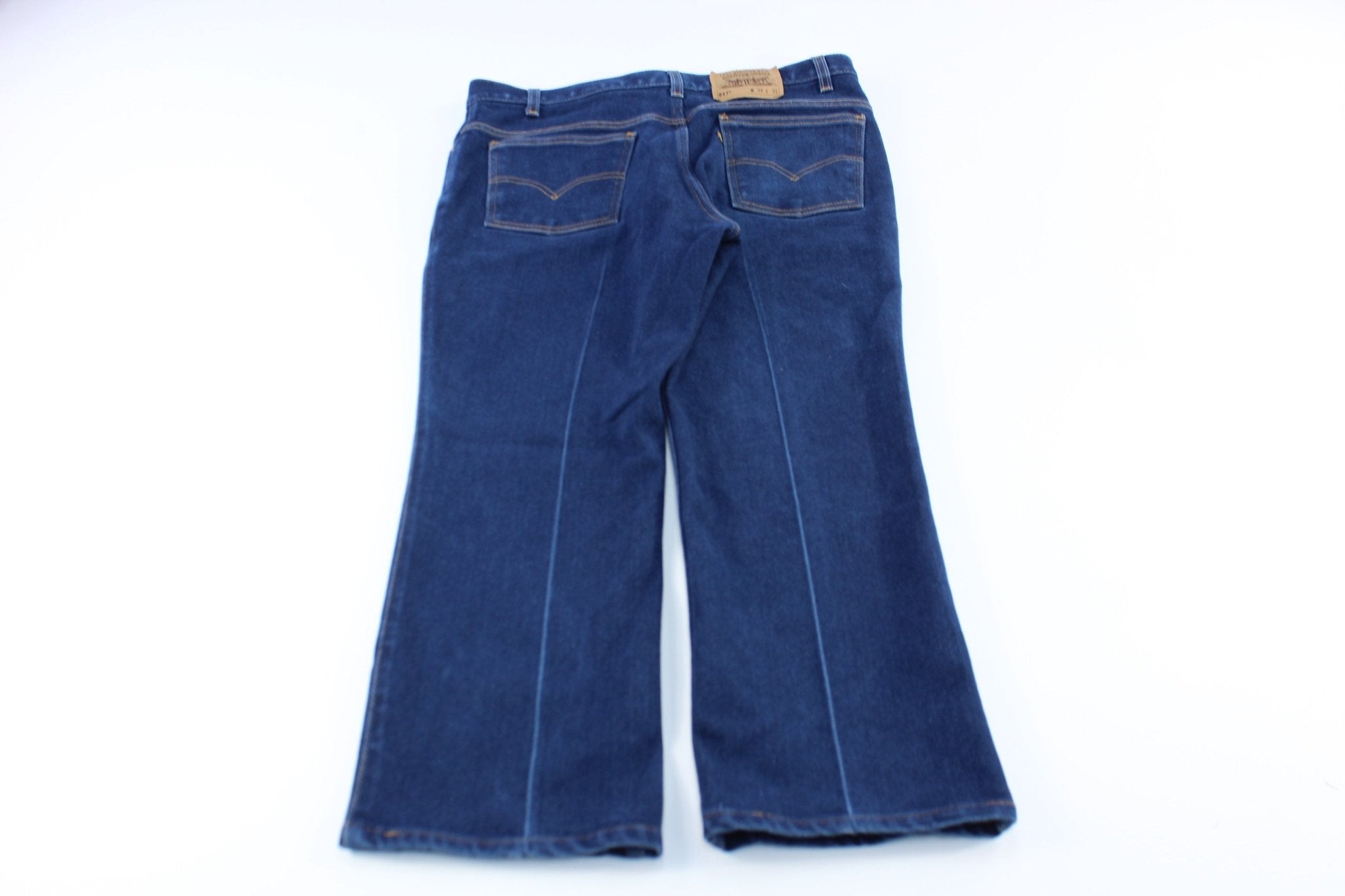 517 Levi's Dark Blue Denim Jeans - ThriftedThreads.com