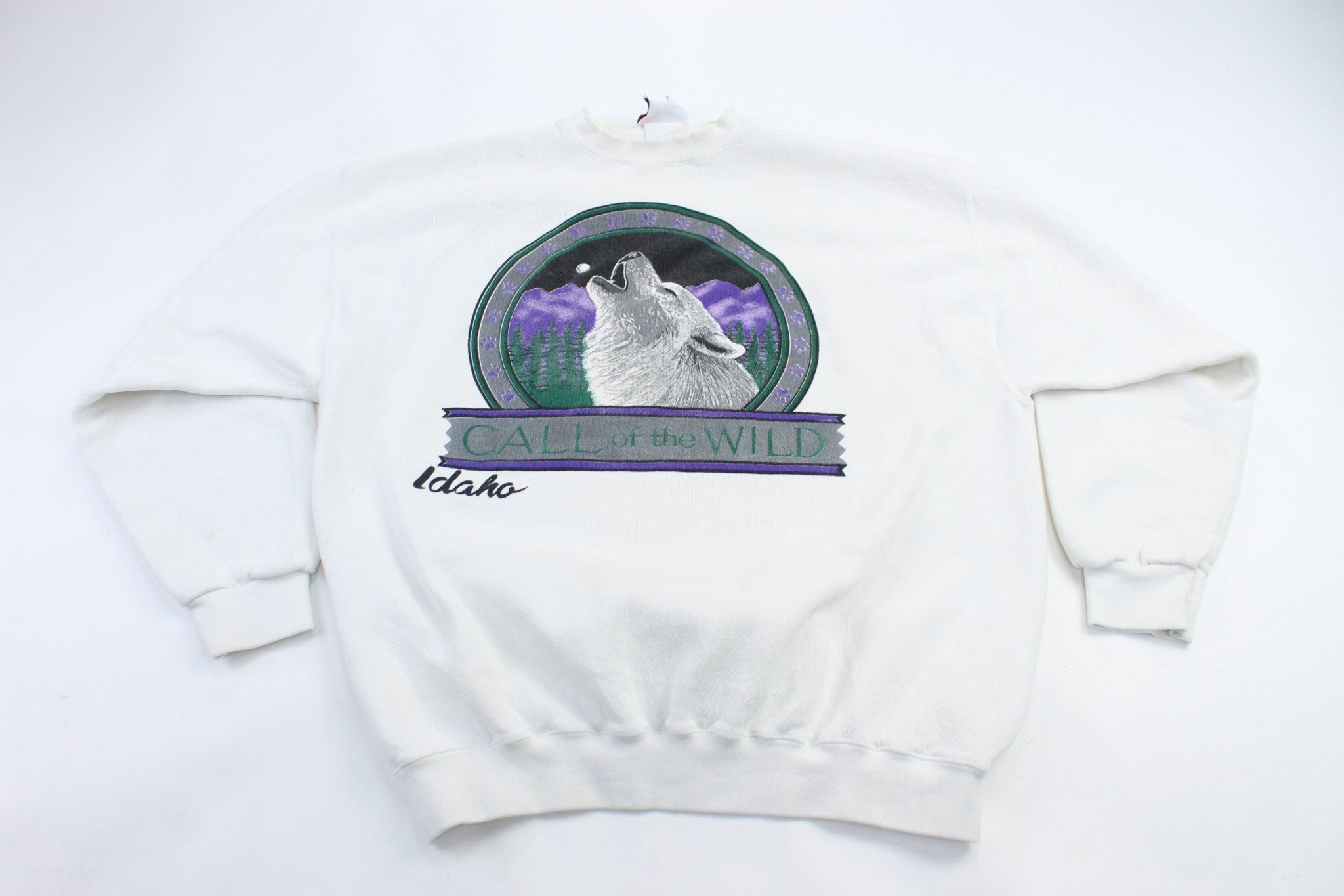 90's Idaho Call of the Wild Wolf Sweatshirt - ThriftedThreads.com