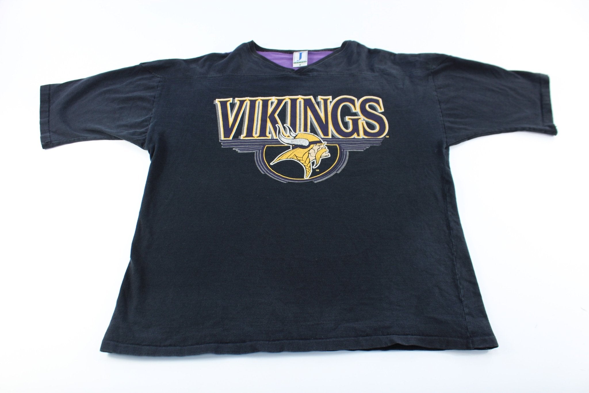 90's Minnesota Vikings Logo T-Shirt - ThriftedThreads.com