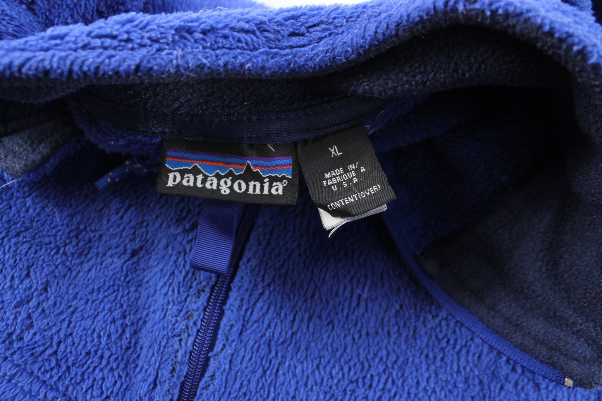 90's Patagonia Blue Fleece Zip Up Vest - ThriftedThreads.com