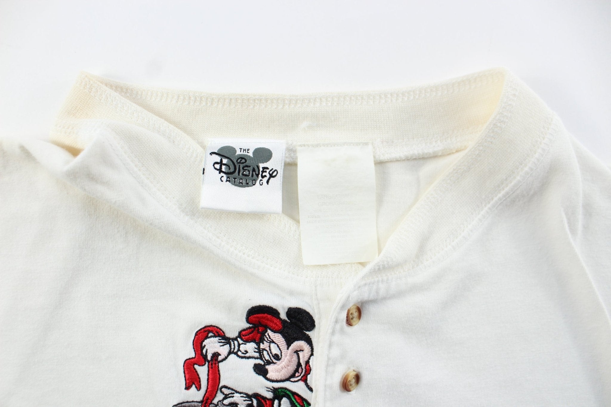 90's The Disney Store Embroidered Mickey Mouse Christmas T-Shirt - ThriftedThreads.com