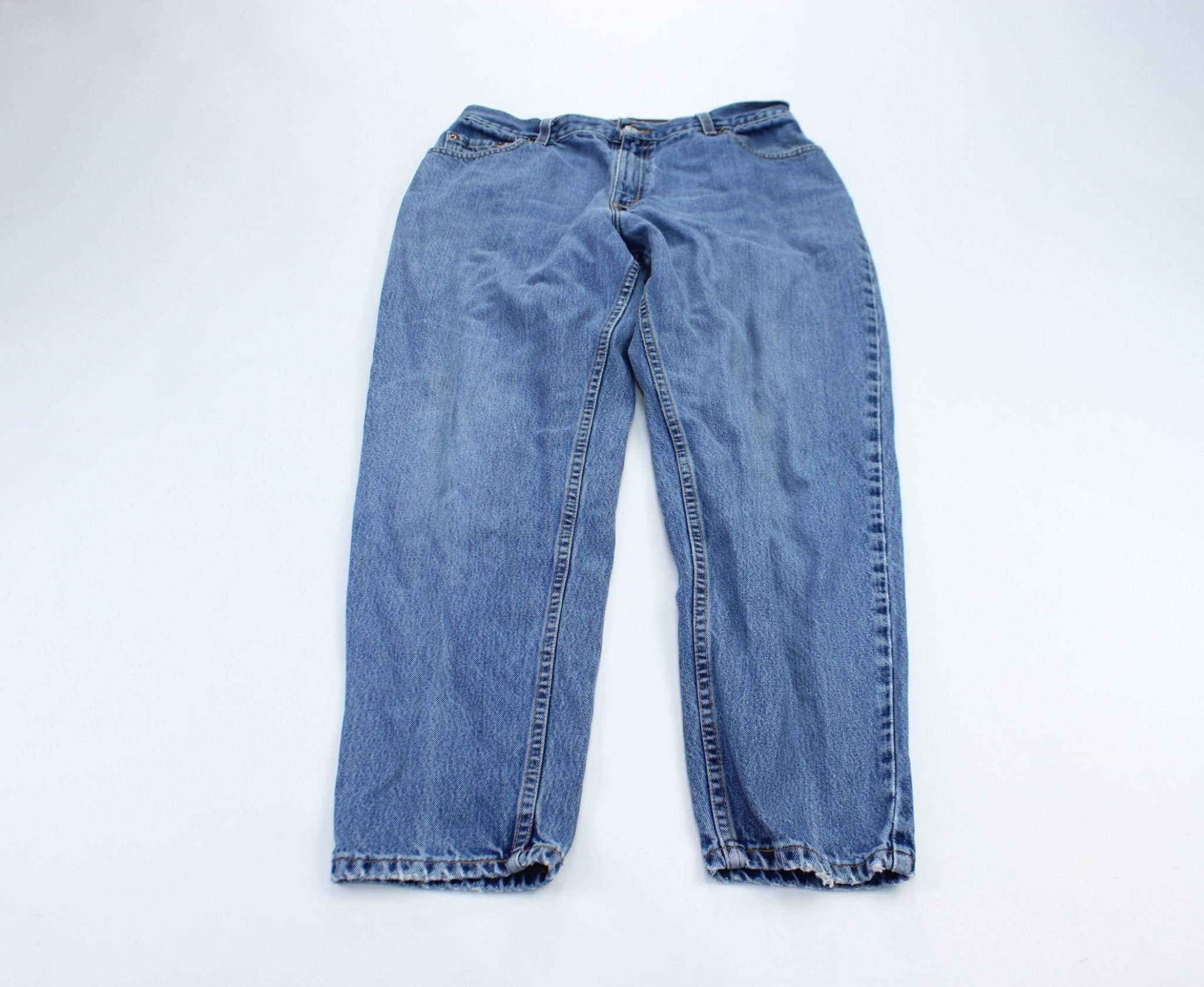 Levi's Red Tab Medium Wash Denim Jeans - ThriftedThreads.com