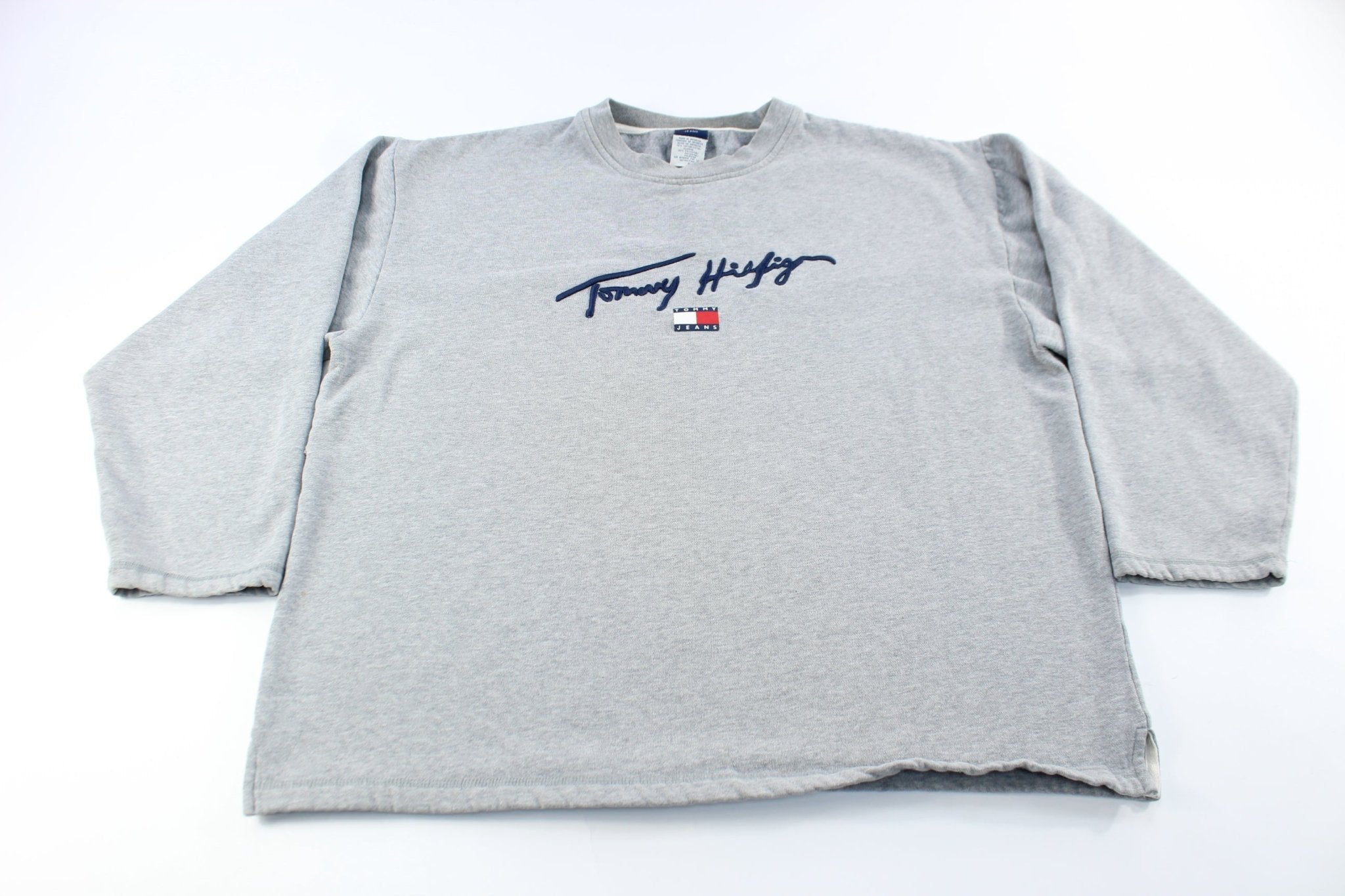 Tommy hilfiger embroidered online logo sweatshirt