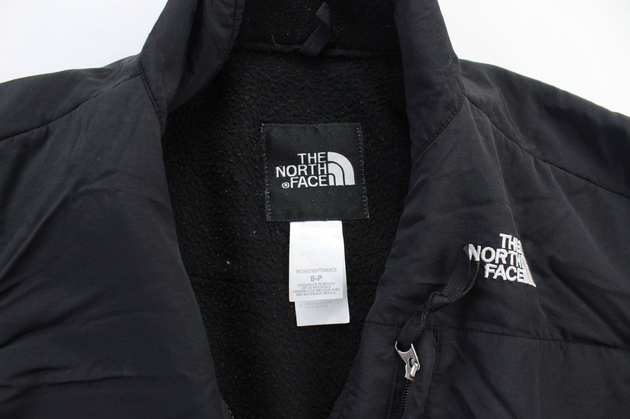 Women's The North Face Embroidered Logo Black Zip Up Jacket - ThriftedThreads.com